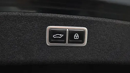 Genesis G80 (RG3) 2.5 2WD 2023 27