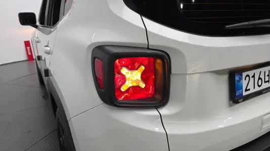 Jeep 레니게이드 1.3 2022 24