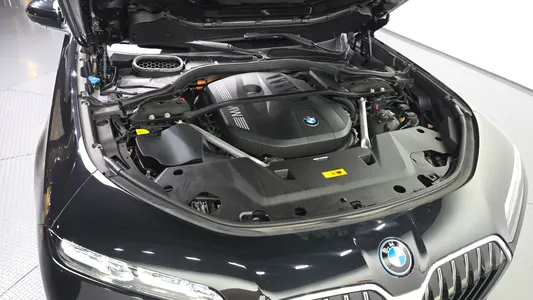 BMW 7 Series (G70) 750e xDrive M 2023 6