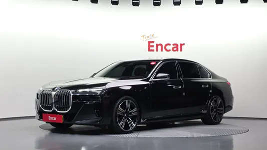 BMW 7 Series (G70) 750e xDrive M 2023
