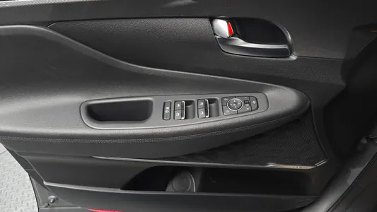 Hyundai TM 2.2 2WD 2019 25