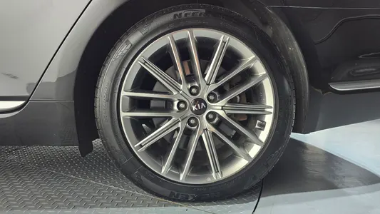 Kia K9 3.3 T-GDI AWD 2020 21