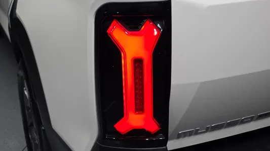 KG Mobility EV (O100) MX AWD 2025 23