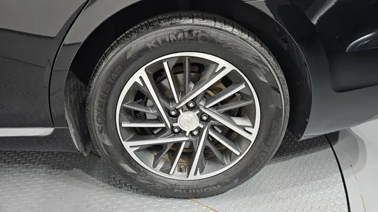 Hyundai IG 2.5 2021 21