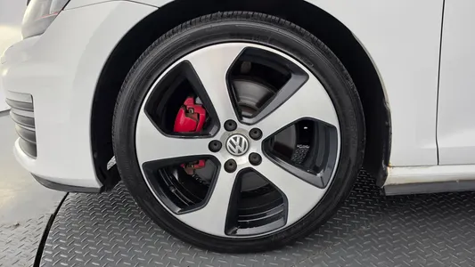 Volkswagen 7 2.0 GTI 2016 5