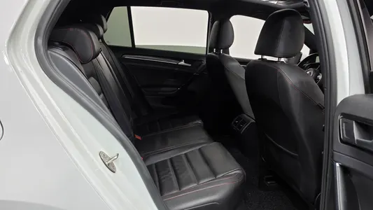 Volkswagen 7 2.0 GTI 2016 12