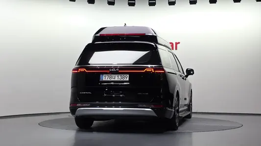 Kia Carnival 9 () 2022 4