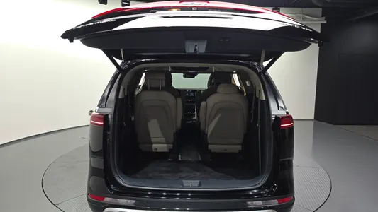 Kia Carnival 9 () 2022 20