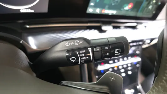 Kia Carnival 9 () 2022 31