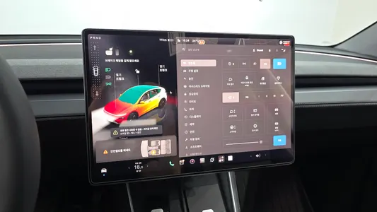 Tesla Y RWD 2025 17