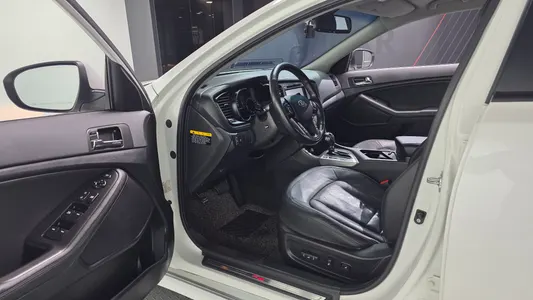 Kia K5 2012 10