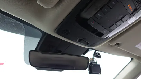 Kia Carnival (LPG) 2021 18