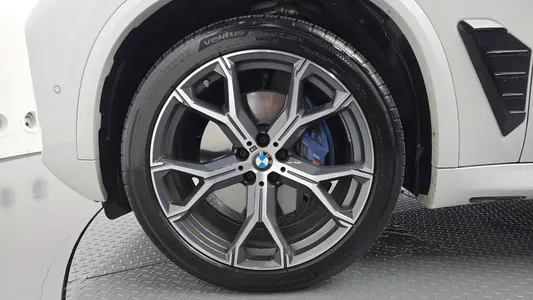 BMW X5 (G05) xDrive 40i M 2024 4