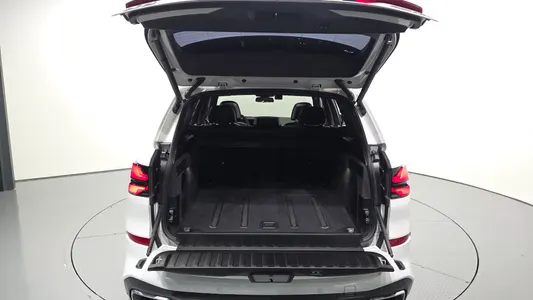 BMW X5 (G05) xDrive 40i M 2024 19