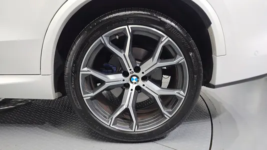BMW X5 (G05) xDrive 40i M 2024 21