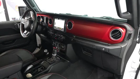 Jeep (JL) 2.0 2 2023 7