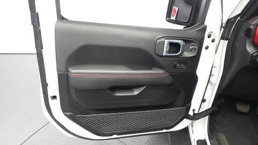 Jeep (JL) 2.0 2 2023 26