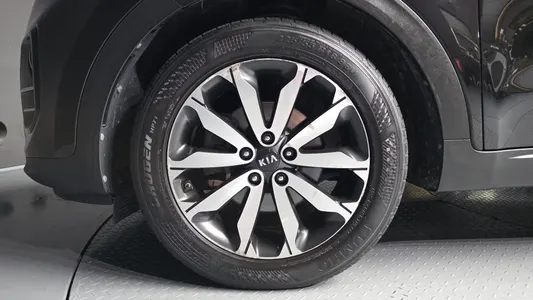 Kia 4 2.0 4WD 2015 5
