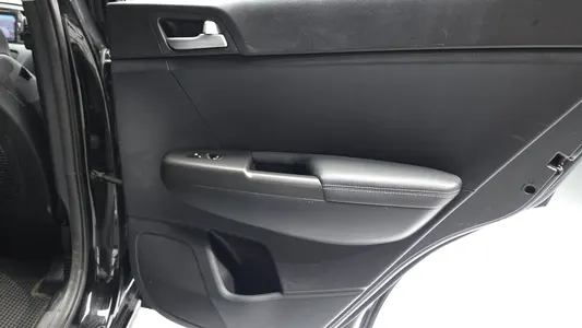 Kia 4 2.0 4WD 2015 25