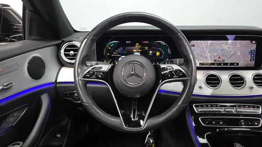 Mercedes-Benz E-Class W213 E250 2021 13