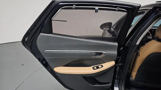 Hyundai (DN8) 2019 26