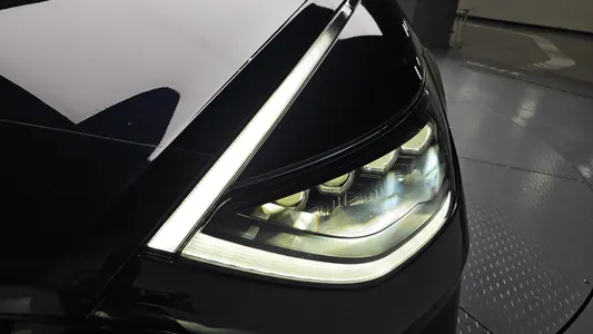 Hyundai (DN8) 2019 23