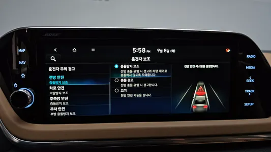 Hyundai (DN8) 2019 30