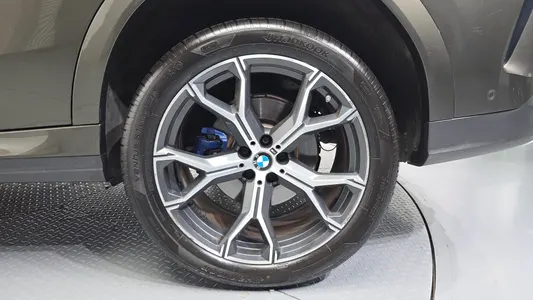 BMW X6 (G06) xDrive40i M 2022 21