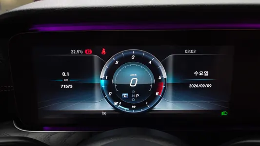 Mercedes-Benz E-Class W213 E220d 2019 8