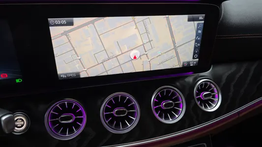 Mercedes-Benz E-Class W213 E220d 2019 14