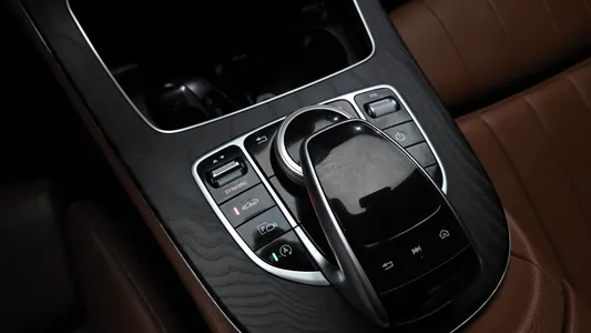 Mercedes-Benz E-Class W213 E220d 2019 20
