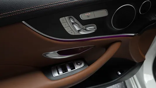 Mercedes-Benz E-Class W213 E220d 2019 29