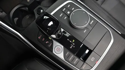 BMW 3 Series (G20) 320i 2020 8