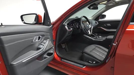 BMW 3 Series (G20) 320i 2020 9