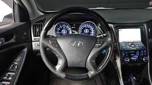 Hyundai YF LPI () 2012 14