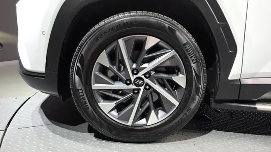 Hyundai (NX4) 2WD 2022 5