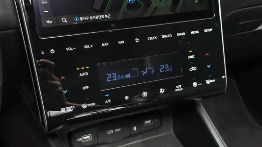 Hyundai (NX4) 2WD 2022 18