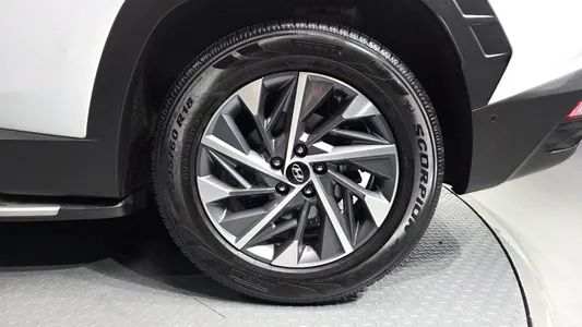 Hyundai (NX4) 2WD 2022 21