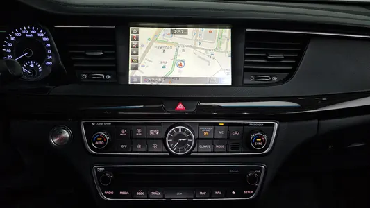 Kia K7 2017 13