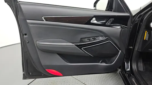Kia K7 2017 24