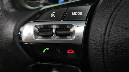Kia K7 2017 30