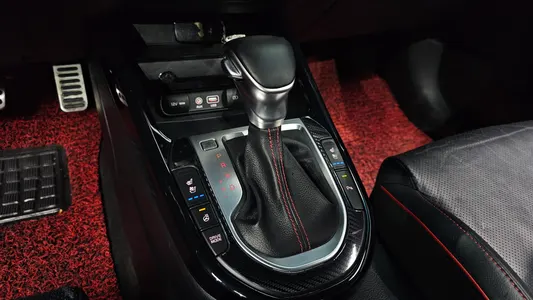 Kia K3 GT 2019 9