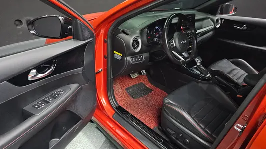 Kia K3 GT 2019 10