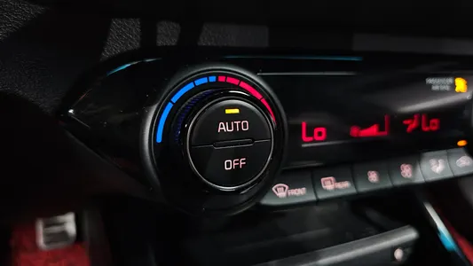 Kia K3 GT 2019 27