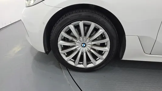 BMW 6 Series GT (G32) 620d 2022 5