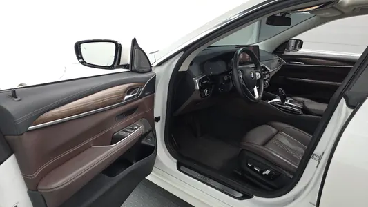 BMW 6 Series GT (G32) 620d 2022 10
