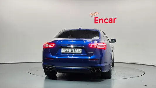 Maserati 기블리 3.0 2018 4