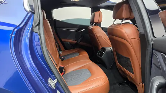 Maserati 기블리 3.0 2018 11