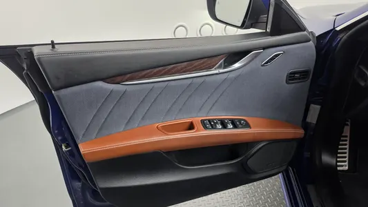 Maserati 기블리 3.0 2018 24
