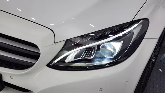 Mercedes-Benz C-Class W205 C220 d 2018 22
